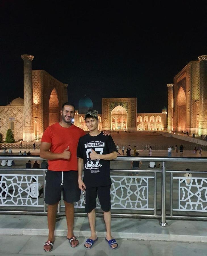 Muharram Homestay In The Neighborhood Of The Registan Square, 家族 ゲストハウス Samarkand Exterior photo